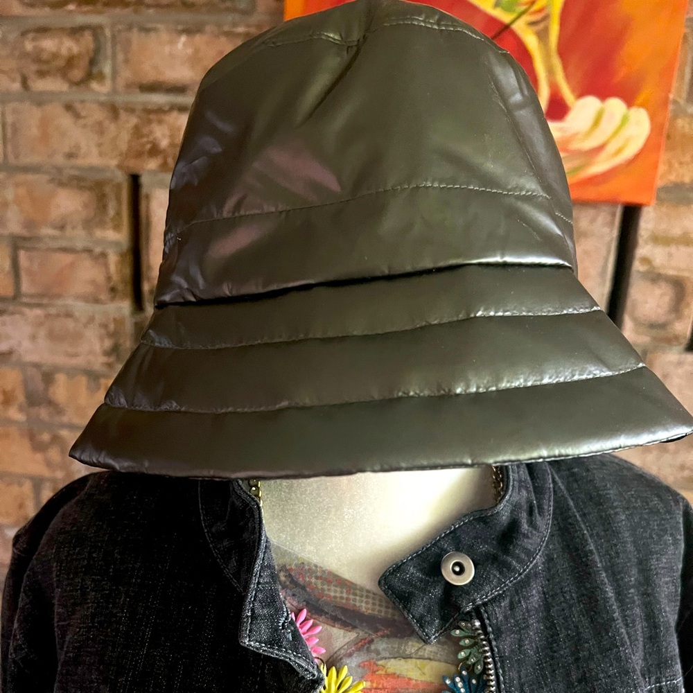 Bucket Hat